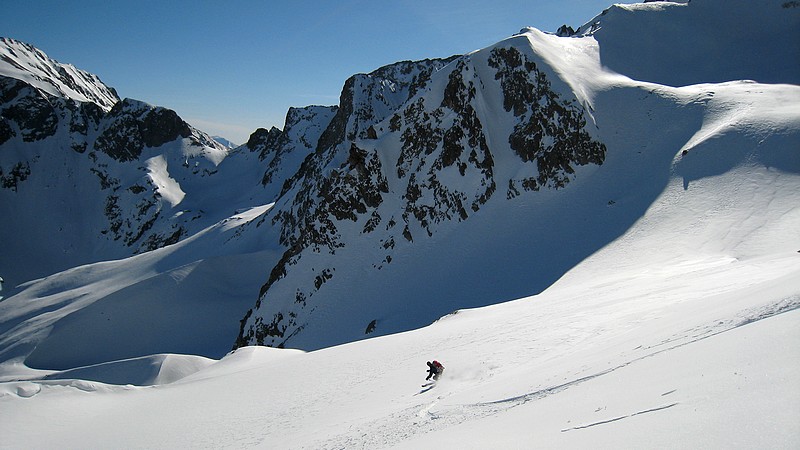 #3 Vesr l Vesr l'Agnel : Une sublime descente poudreuse en Italie sous le refuge de Pagari