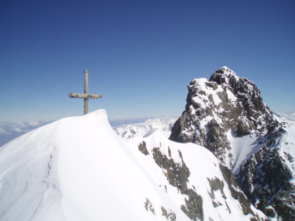 La croix : Gd pic à prévoir en alpi cet été, n'est-ce pas Eric ;o)