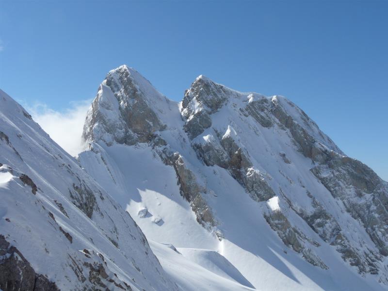 #2 L L'Etale : Couloir Combaz et Facette N des Arêtes depuis le haut de la Combe à Marion