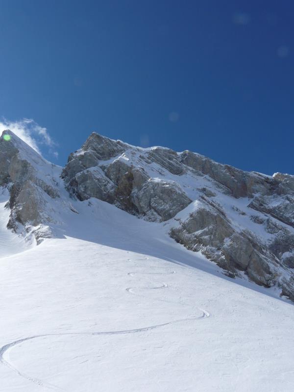 #1 Couloir Combaz : Couloir Combaz depuis sa base Couloir Combaz : Couloir Combaz depuis sa base