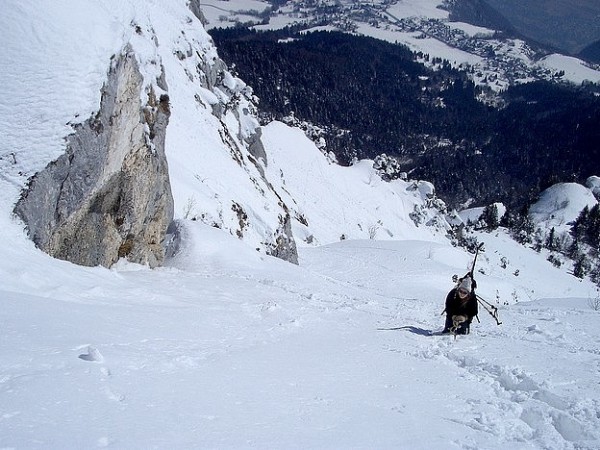 #1 Montée au Pas de Rocheplane : La face E du Pas de Rocheplane en neige plutôt croûtée. Allez Marlène! Montée au Pas de Rocheplane : La face E du Pas de Rocheplane en neige plutôt croûtée. Allez Marlène!