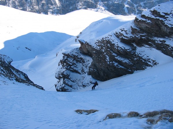 Seb dans le couloir en virgule : Seb se gave dans ce couloir bien raide, repéré à la montée