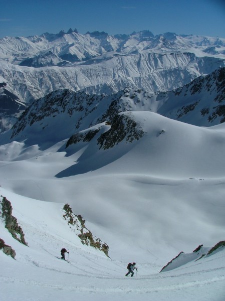 #2 face S breche de vallorin : Une remontée qui cogne, dans ce joli vallon suspendu face S breche de vallorin : Une remontée qui cogne, dans ce joli vallon suspendu