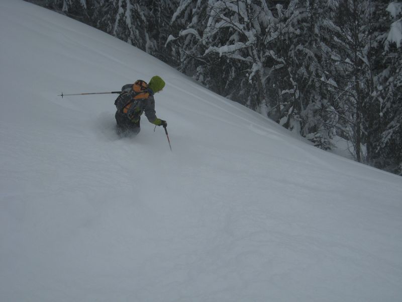 #4 Moucherotte SO : Maud a perdu ses skis et ses tibias. mais comment fait elle pour skier ?? Moucherotte SO : Maud a perdu ses skis et ses tibias. mais comment fait elle pour skier ??