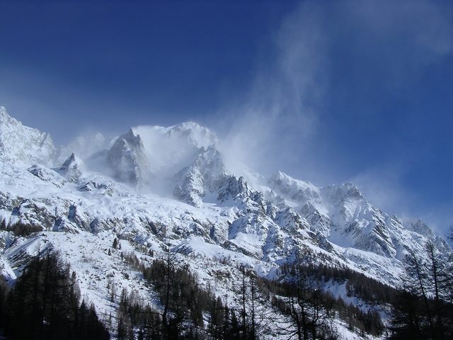 #1 Gdes Jorasses : Beau temps et cadre superbe Gdes Jorasses : Beau temps et cadre superbe