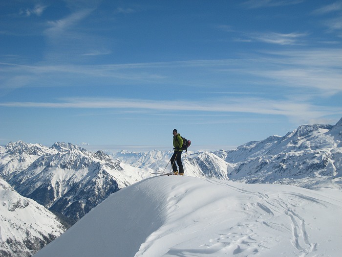 Olivier : Entre Belledonne et Grandes Rousses, Olivier au sommet  du Grand Galbert