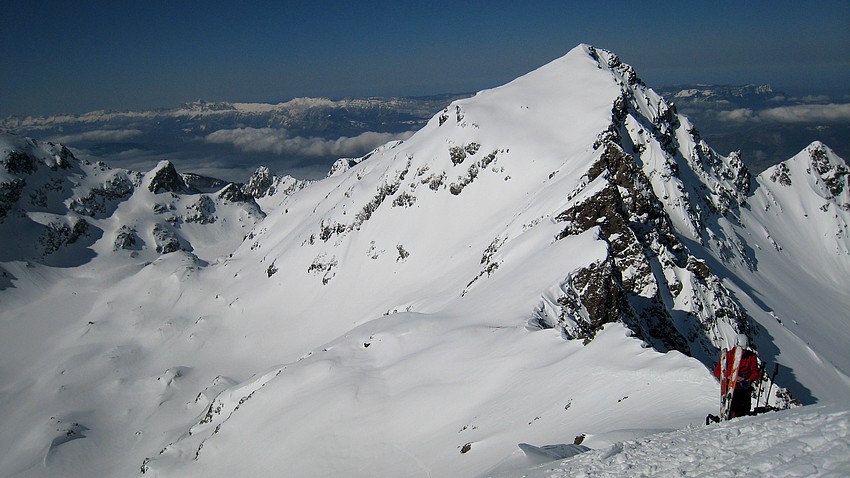 Sommet : Vue du sommet sur la crête se prolongeant jusqu'à la Grand Lance