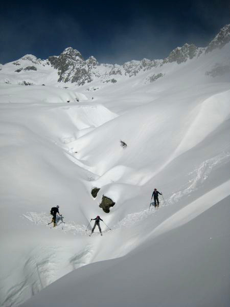 #2 Petit pont (de neige) : Un poil joueur pour traverser la rivière Petit pont (de neige) : Un poil joueur pour traverser la rivière