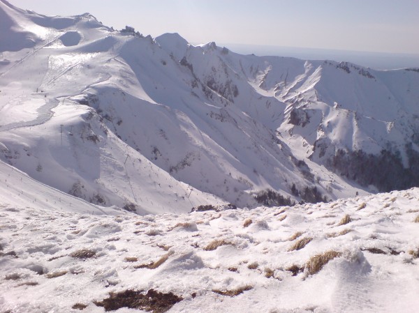 #10 Sommet Cacadogne : Le Sancy, spot de couloirs (chuuuutt !) Sommet Cacadogne : Le Sancy, spot de couloirs (chuuuutt !)