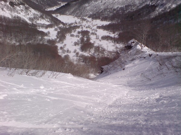 #4 2ème montée : Vallée de Chaudefour vue depuis le couloir du Moine 2ème montée : Vallée de Chaudefour vue depuis le couloir du Moine