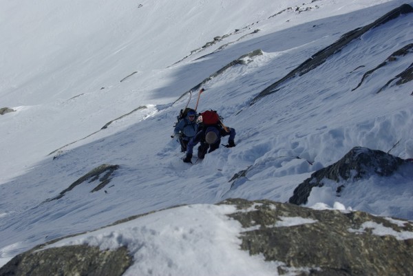 Montée au col du Trièves : Petit passage en mixte pour éviter une plaque douteuse