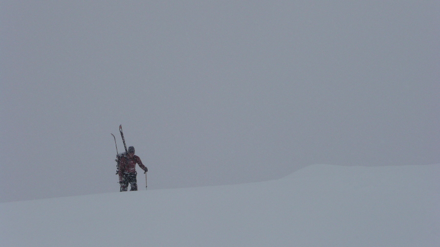 #12 Tempête : Sortie sur le plateau, après une remontée "épique" Tempête : Sortie sur le plateau, après une remontée "épique"