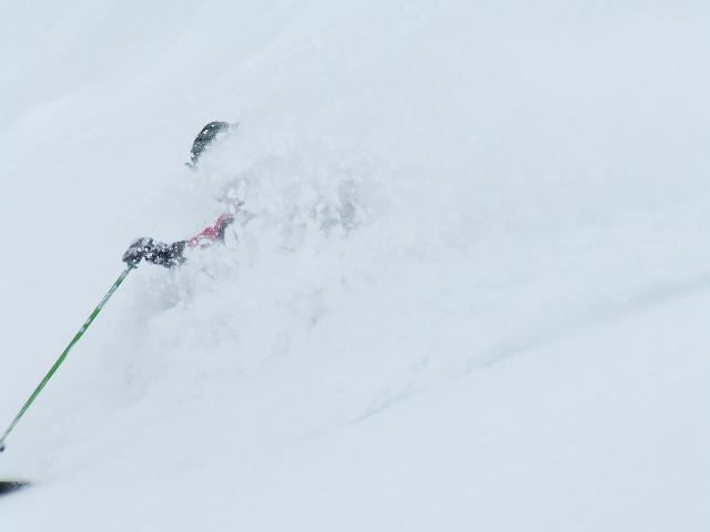 #9 Couloir NW des Jovets : Romain deguisé en bonhomme de neige ! Couloir NW des Jovets : Romain deguisé en bonhomme de neige !