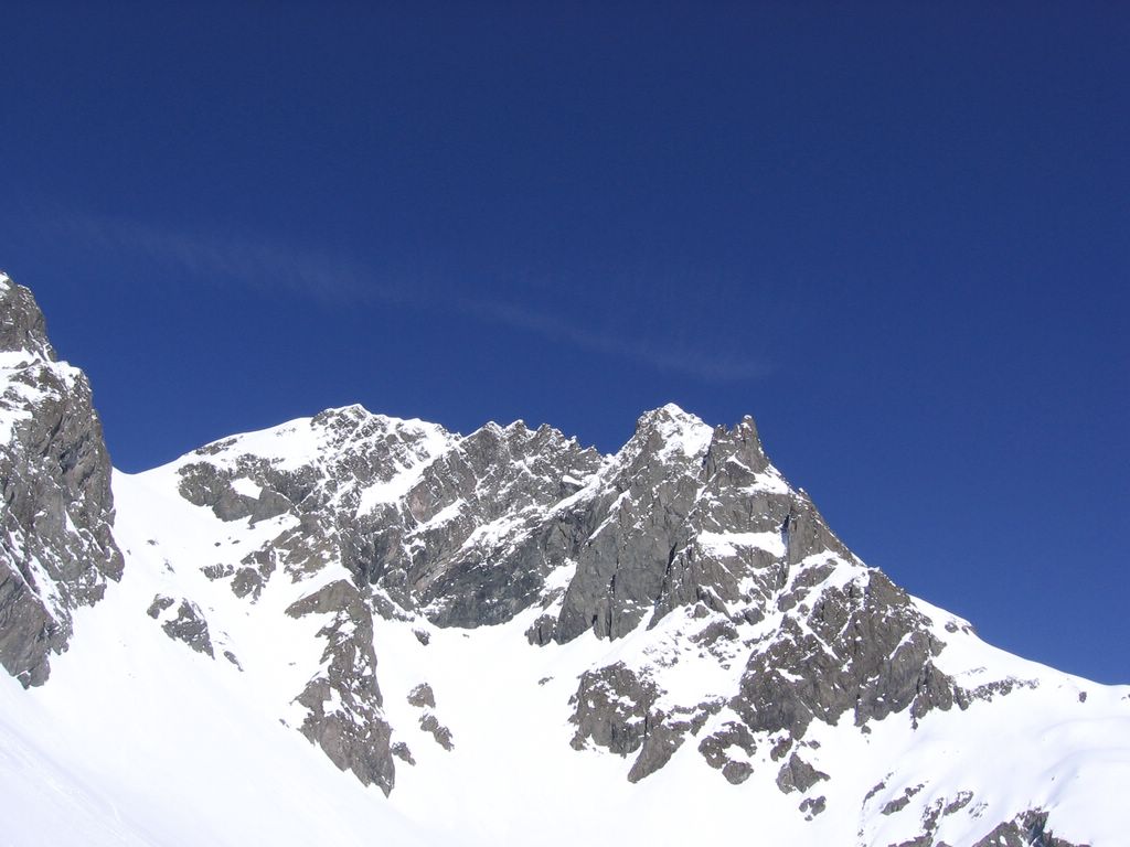 #10 Grand Pic de Belledonne : Vue d Grand Pic de Belledonne : Vue d'ici, on comprend mieux l'E4...