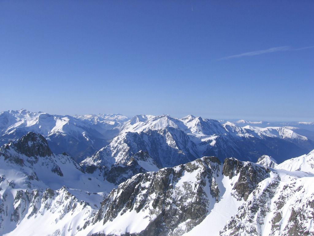 Grand Pic de Belledonne : Du sommet, vue sur Armet, Rochères, Infernet