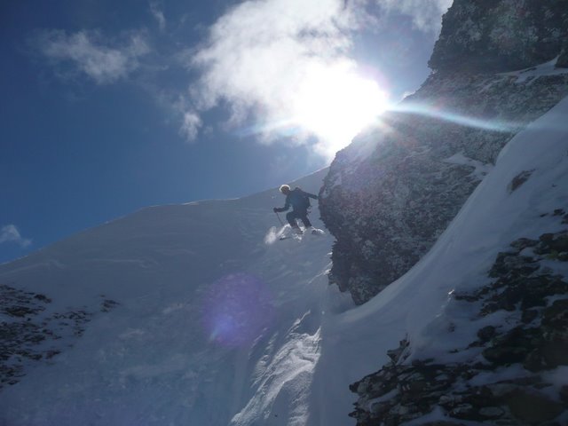 #9 Mika : Dans le couloir de la barre donnant accès à la face Mika : Dans le couloir de la barre donnant accès à la face