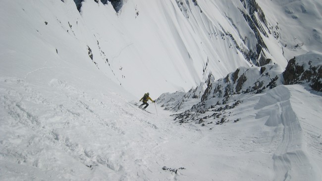 depart couloir du sommet : entrée en matière directement dans le raide !