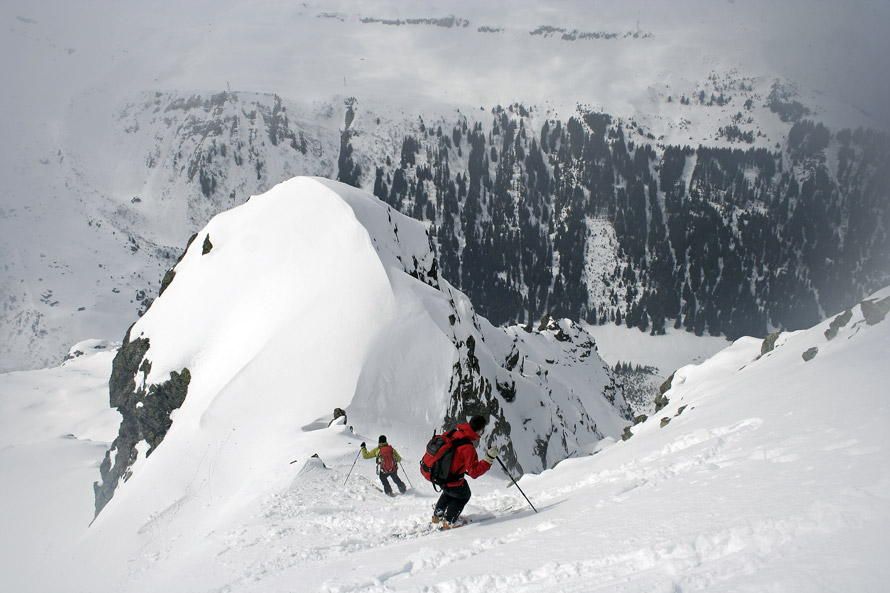 #3 Couloir NW des Jovet : Premiers virages. Couloir NW des Jovet : Premiers virages.