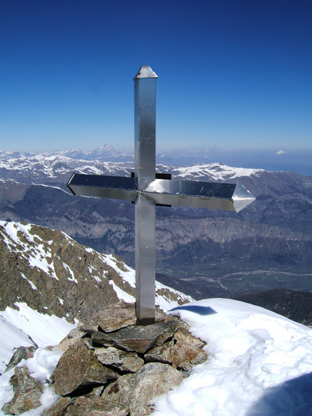 #3 Gorgia Cagna : Vue du sommet sur le Viso Gorgia Cagna : Vue du sommet sur le Viso