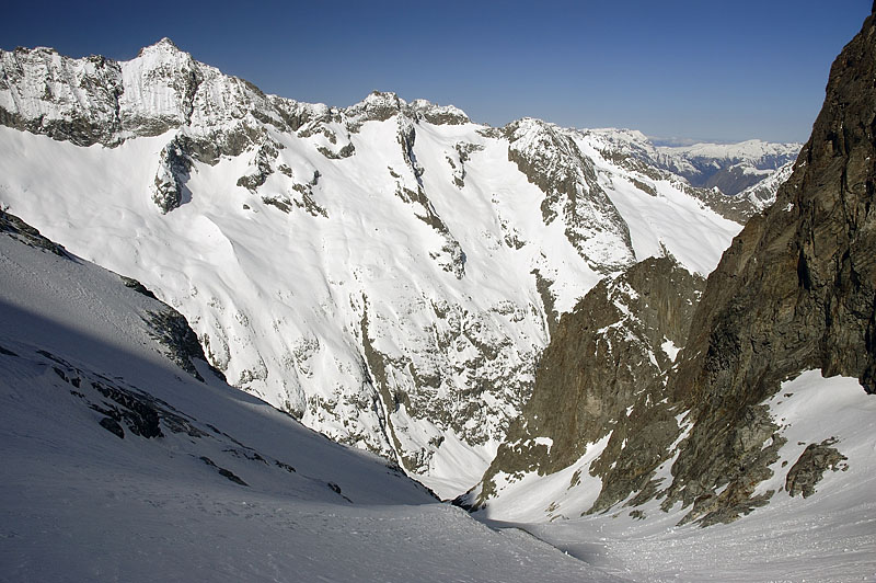 #9 Retour vers le verrou : à gauche des bosses de glace Retour vers le verrou : à gauche des bosses de glace