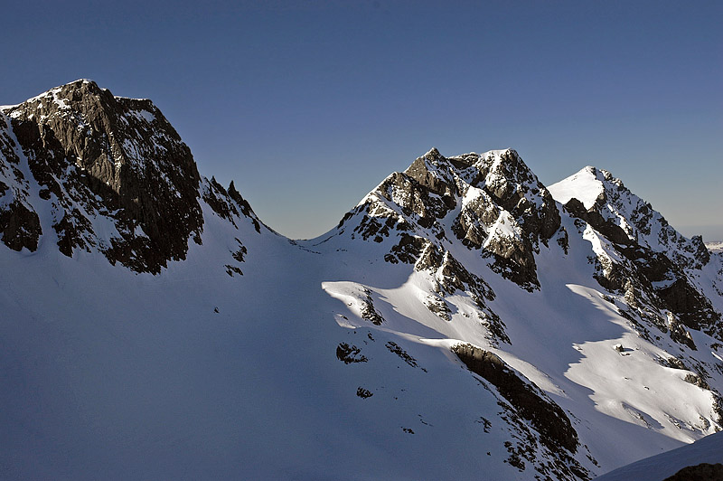#7 Col de Freydane : En fait, avec une neige froide mais bien glissante, la remontée sera assez courte. Col de Freydane : En fait, avec une neige froide mais bien glissante, la remontée sera assez courte.