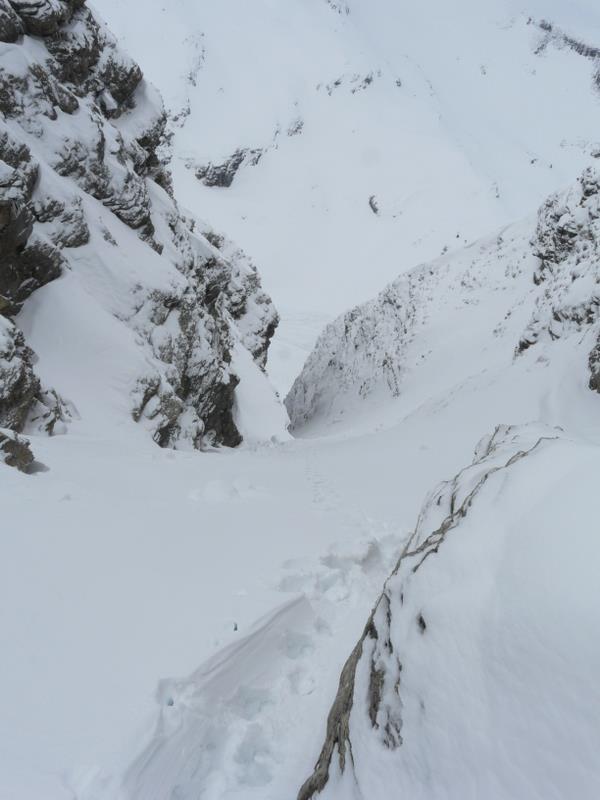 #1 Couloir W : Le haut du couloir en conditions correctes Couloir W : Le haut du couloir en conditions correctes