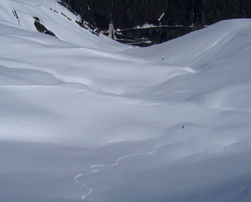 Aiguillettes de Vaujany : La combe O, et encore du bon ski dans de grands espaces.