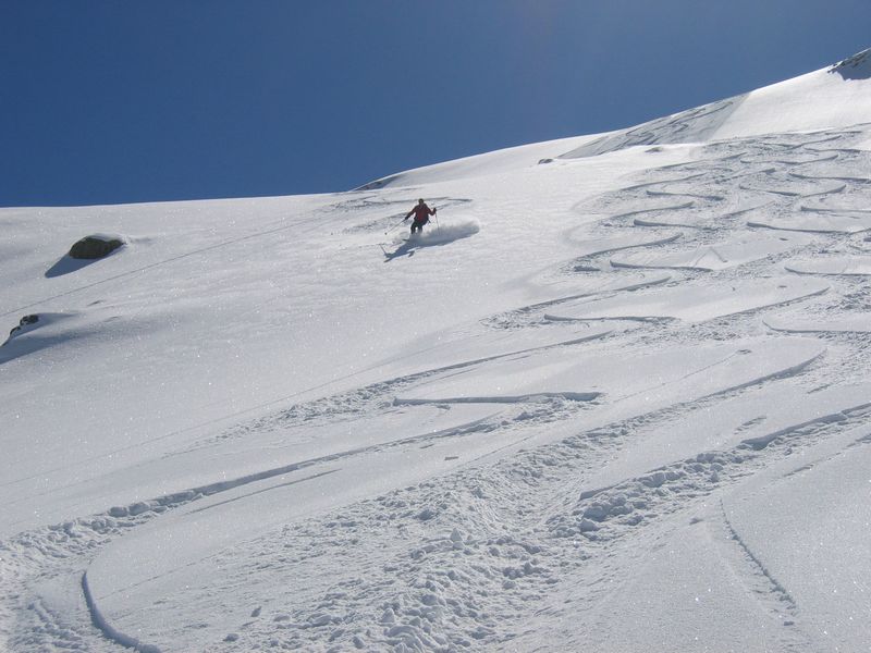 #9 Montagne de l Montagne de l'Oule : meme si c'est secret, il y a quand meme de la place