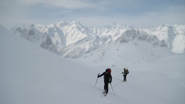 Face aux Ecrins : Et voilà, les éclaircies sont là !