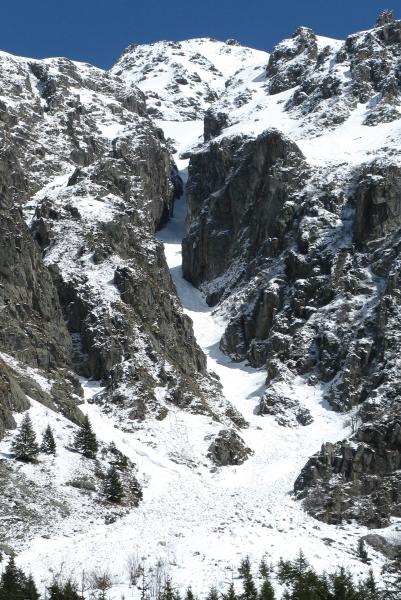 #10 Grande Gorge : Encore bien enneigée, mais est-ce vraiment skiable ? Grande Gorge : Encore bien enneigée, mais est-ce vraiment skiable ?