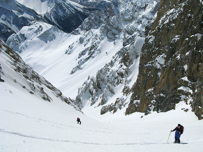 Le couloir se redresse : c'est la partie la plus raide