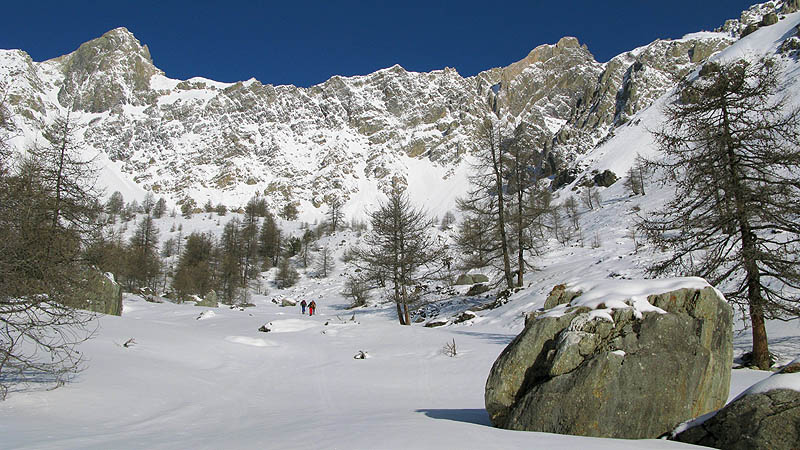 Font Sancte : Arrivée dans le Cirque de Panestrel