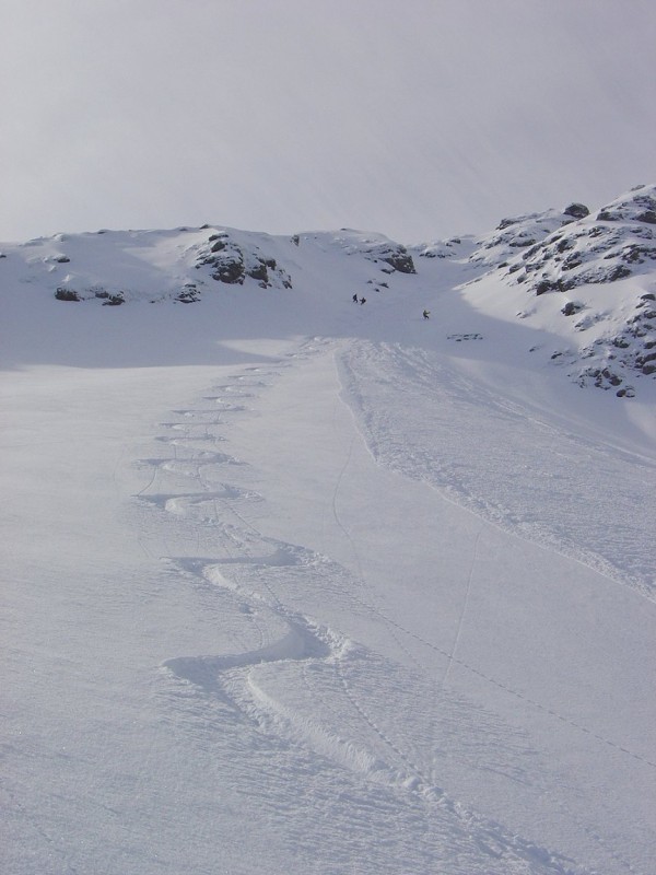 Coulée de surface : Bonne descente.