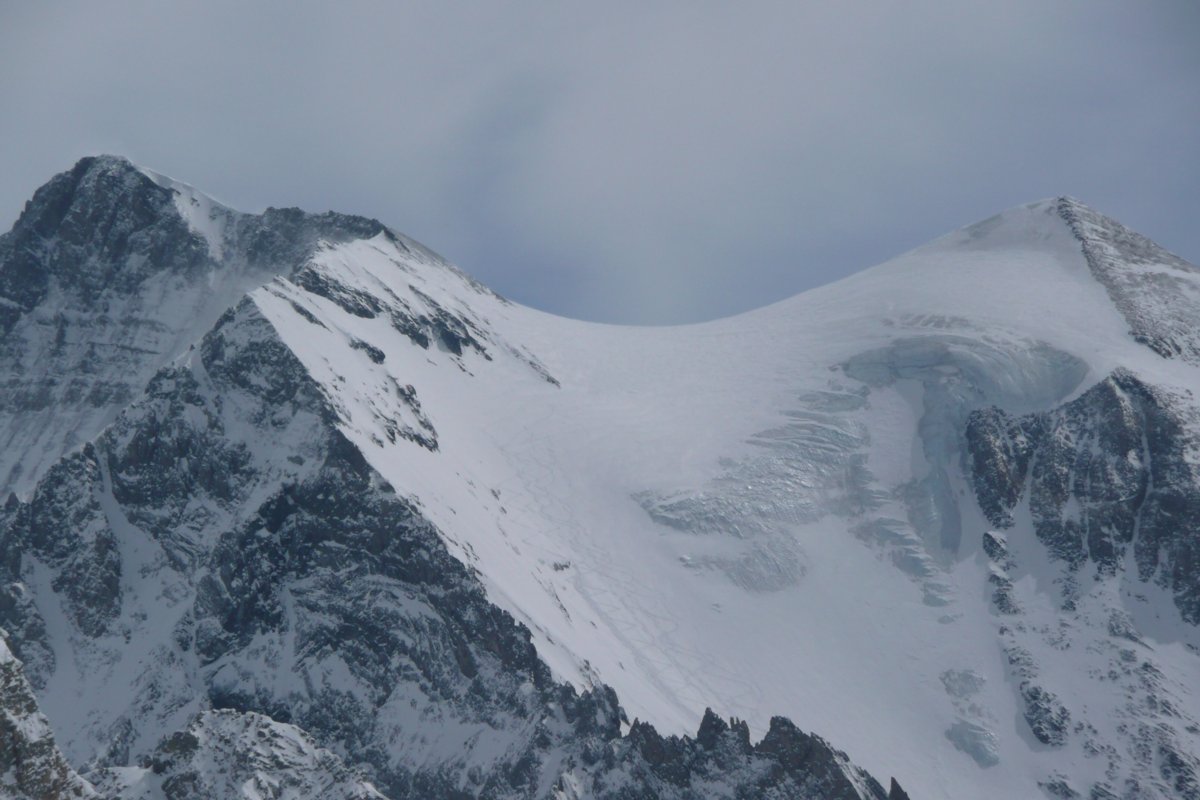 #10 Grande Casse face W : Trace du jour dans les Grand Couloirs Grande Casse face W : Trace du jour dans les Grand Couloirs