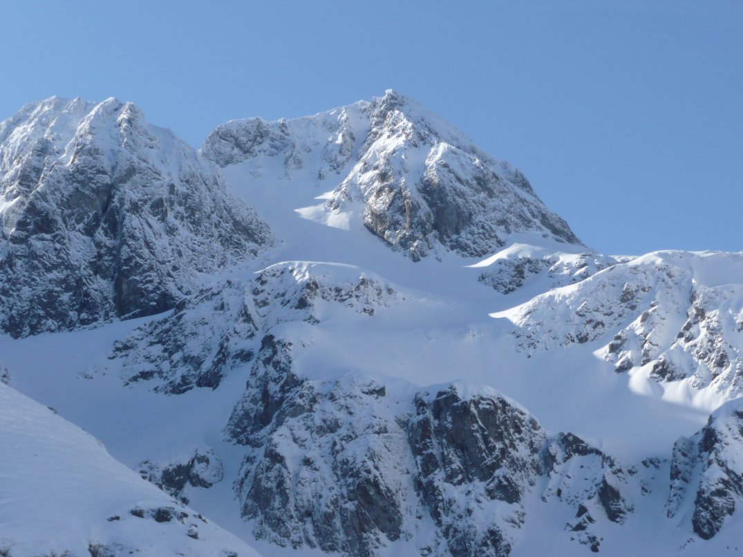 #3 Pic de la Pierre & couloir : quand on vous dit que c Pic de la Pierre & couloir : quand on vous dit que c'était gavé !