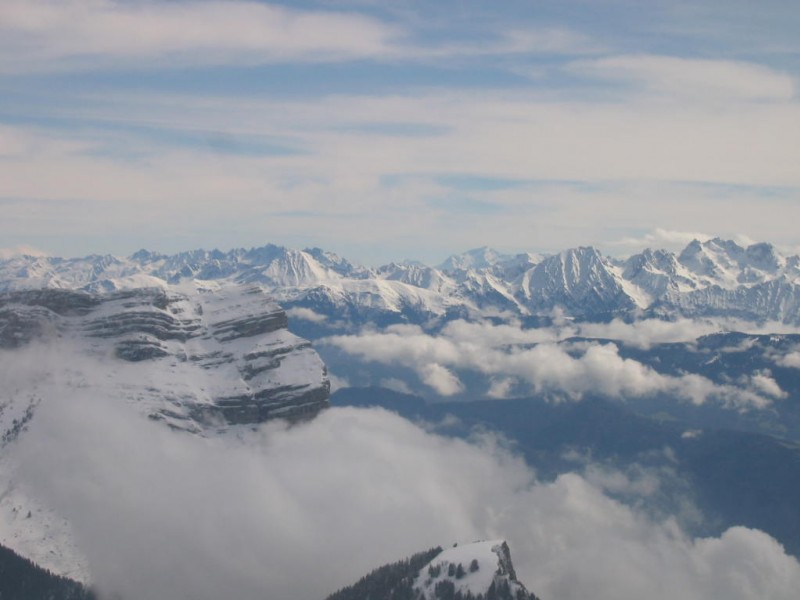 vue du sommet : De la Dent de Crolles à la Grande Lauzière en passant par le Mont Pourri