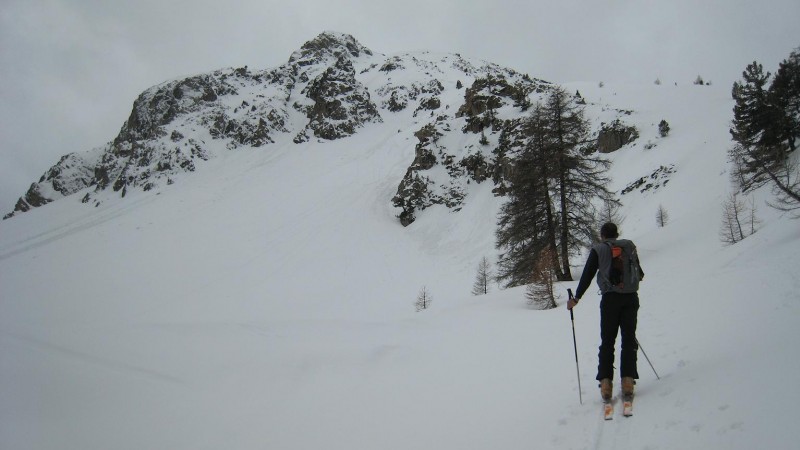 #1 Sous le Petit Peygu : On lorgne ce joli couloir, mais ça ne sera pas pour aujourd Sous le Petit Peygu : On lorgne ce joli couloir, mais ça ne sera pas pour aujourd'hui.