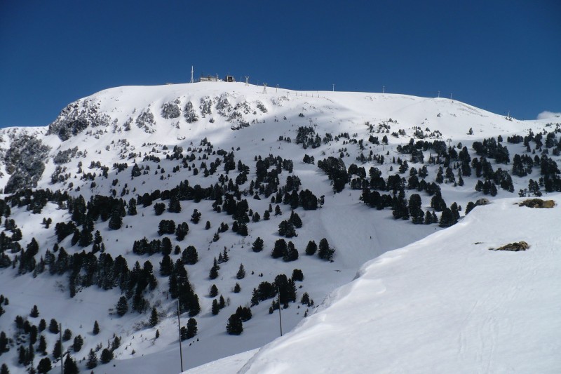 #1 Domaine skiable : Le domaine skiable de Chamrousse (ouvert) depuis la Balme. Domaine skiable : Le domaine skiable de Chamrousse (ouvert) depuis la Balme.