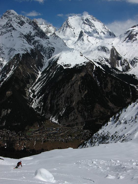 #26 Brêche Portetta : Descente panoramique sur fond de Grande Casse Brêche Portetta : Descente panoramique sur fond de Grande Casse