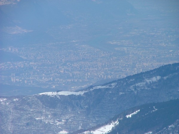 #3 Grenoble : Du sommet on aperçoit Grenoble, donc inversement... Grenoble : Du sommet on aperçoit Grenoble, donc inversement...