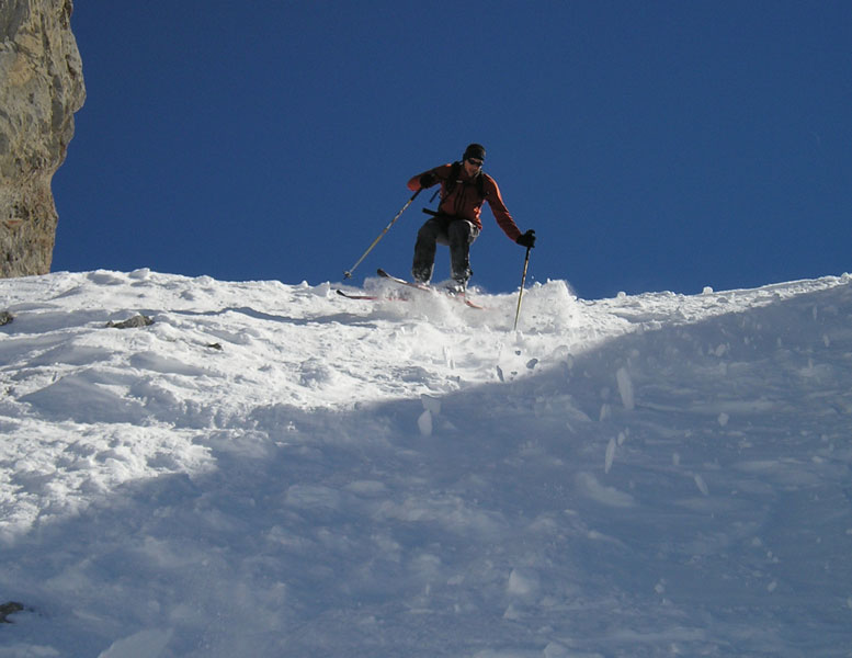 #4 Couloir chauchefoin : Dans la section à 45°. Couloir chauchefoin : Dans la section à 45°.