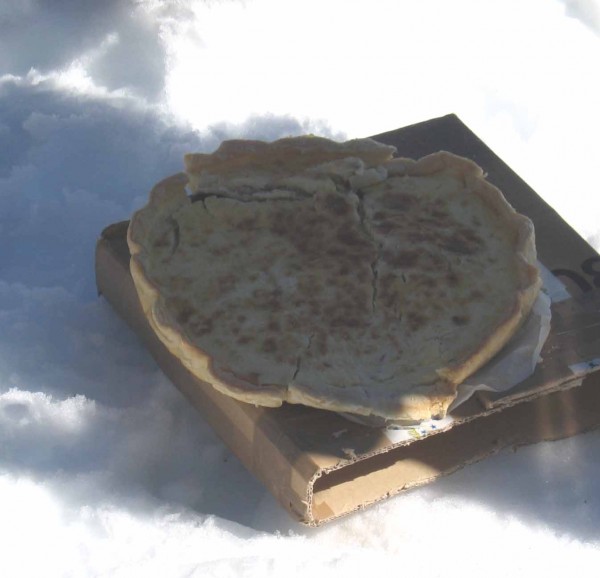 #4 Quiche Dauphinoise : Une quiche Lorraine au sommet, entière !!! Du jamais vu. Quiche Dauphinoise : Une quiche Lorraine au sommet, entière !!! Du jamais vu.