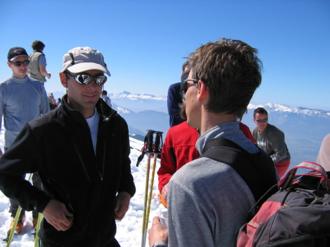 #6 Rencontre au sommet : LTA et Jeroen en grande discussion ! "Et demain, tu fais quel couloir toi ? Une nouvelle ligne peut-être ? " Rencontre au sommet : LTA et Jeroen en grande discussion ! "Et demain, tu fais quel couloir toi ? Une nouvelle ligne peut-être ? "