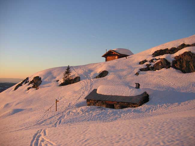 #2 Abri de la Grande Valloire : Quelle belle athmosphère! Allez c Abri de la Grande Valloire : Quelle belle athmosphère! Allez c'est pas tout on va se rentrer y commence à faire frais.