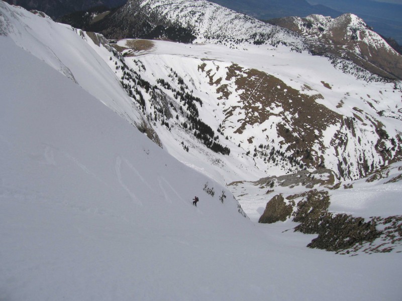 #4 Col du Midi couloir Nord-Ouest : J-F dans les bonnes contre-pentes Nord dans le haut du couloir. Col du Midi couloir Nord-Ouest : J-F dans les bonnes contre-pentes Nord dans le haut du couloir.