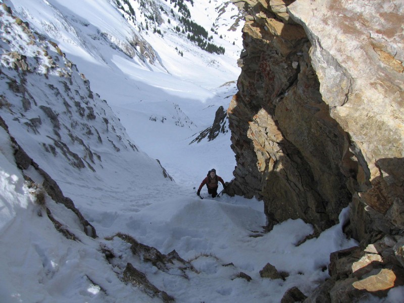 #2 Col du Midi couloir Nord-Ouest : Franco arrive dans les dix derniers mètres. Col du Midi couloir Nord-Ouest : Franco arrive dans les dix derniers mètres.