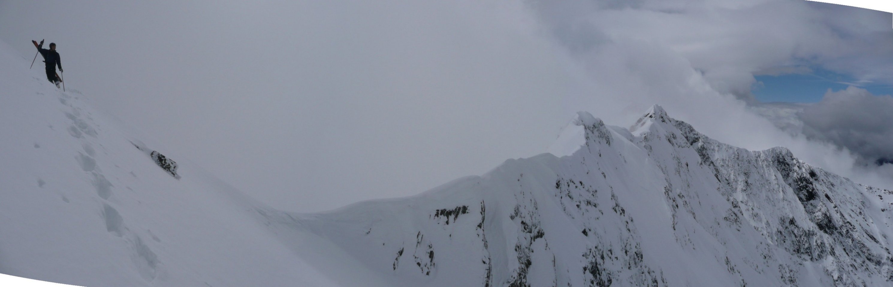 #4 bertrand : au sommet du couloir, bien corniché d bertrand : au sommet du couloir, bien corniché d'ailleurs