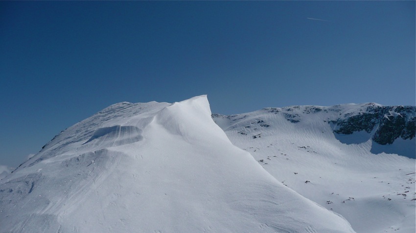 Crête : A côté de la croix du sergent Pinelli