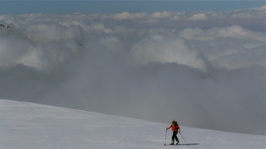 Au dessus de la mer de nuages : Que nous!