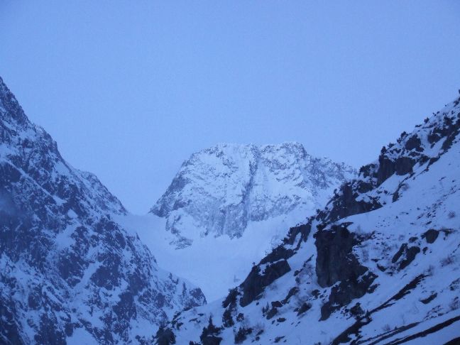 #2 Réveil matinal : Le col le matin Réveil matinal : Le col le matin